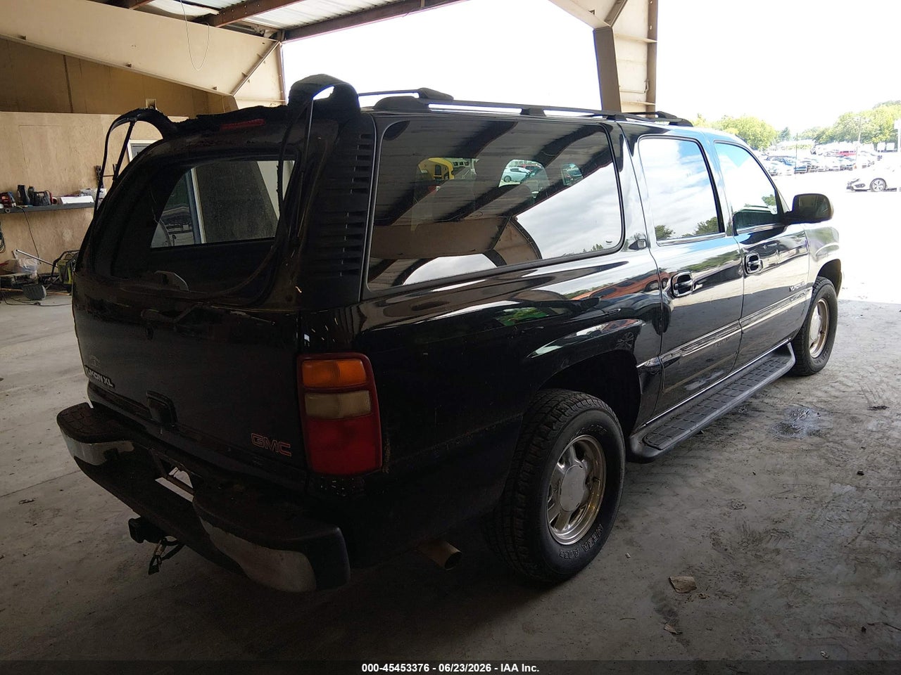 2003 GMC YUKON XL 1500 SLT · 4/11