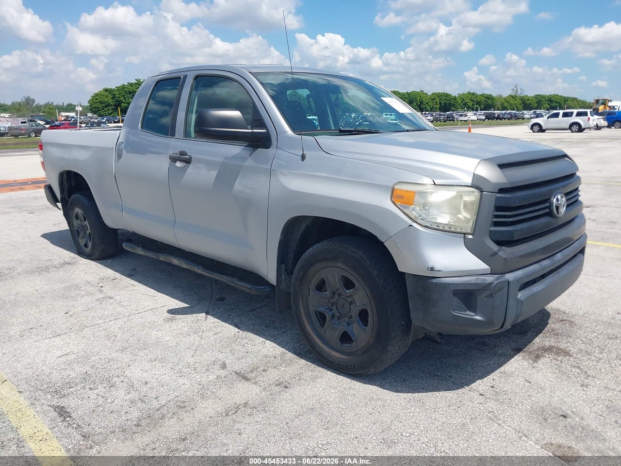 5TFRU5F16EX****** · 2014 TOYOTA TUNDRA SR V6