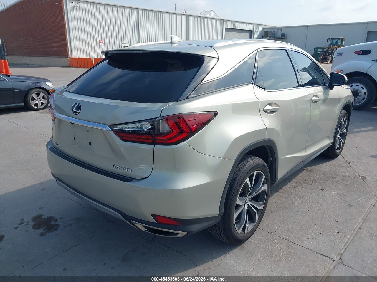 2T2HZMAA1MC****** · 2021 LEXUS RX 350   · 4/11