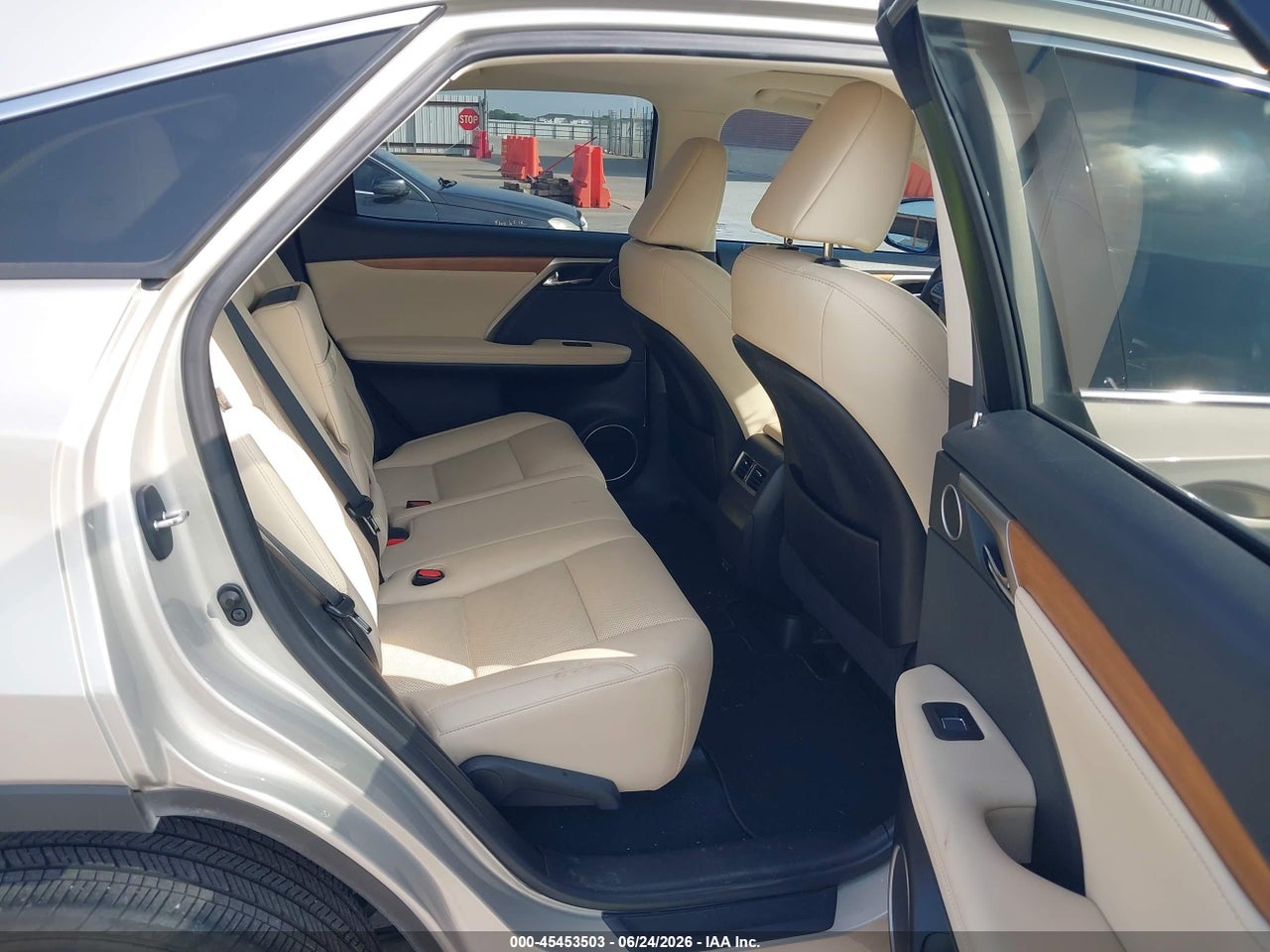 2T2HZMAA1MC****** · 2021 LEXUS RX 350   · 8/11