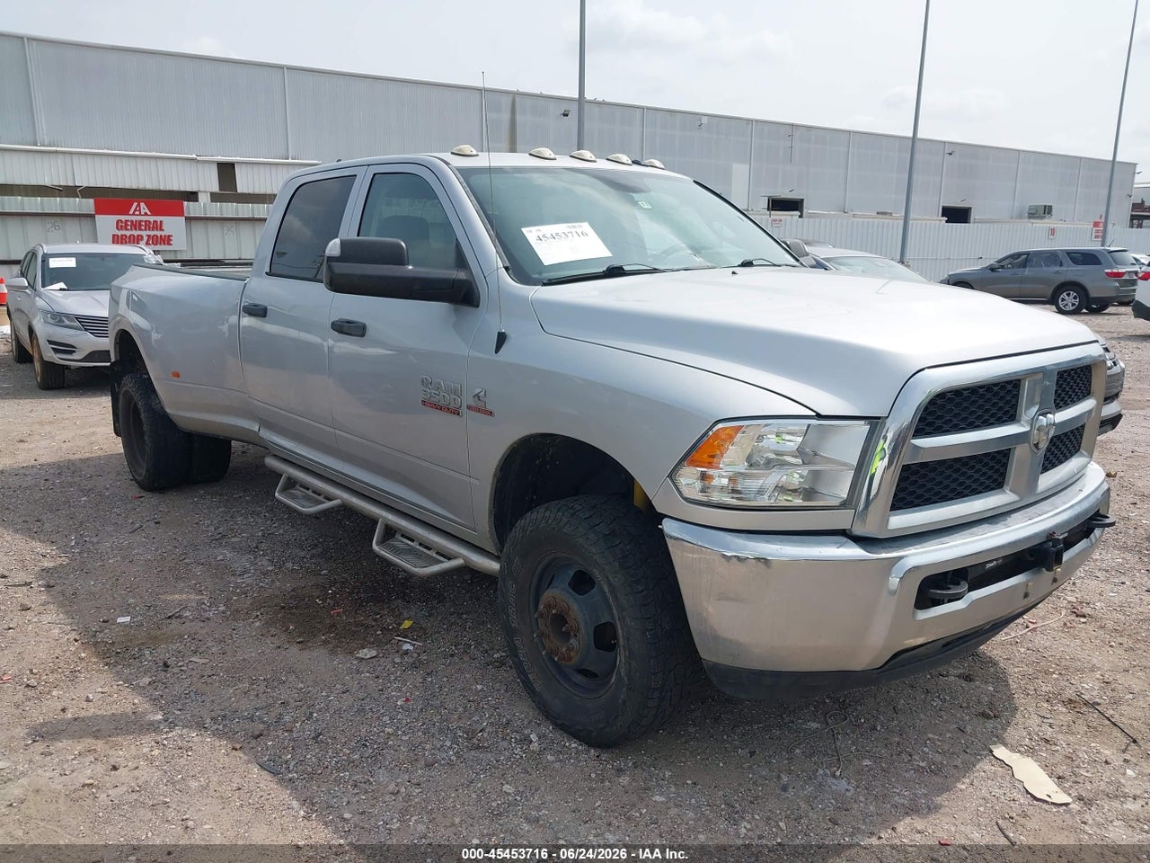 3C63RRGL2JG****** · 2018 RAM 3500 TRADESMAN  4X4 8' BOX