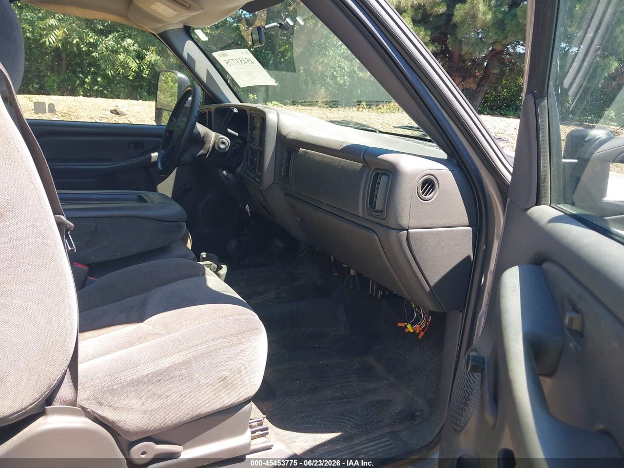 2006 GMC SIERRA 2500HD WORK TRUCK · 5/11