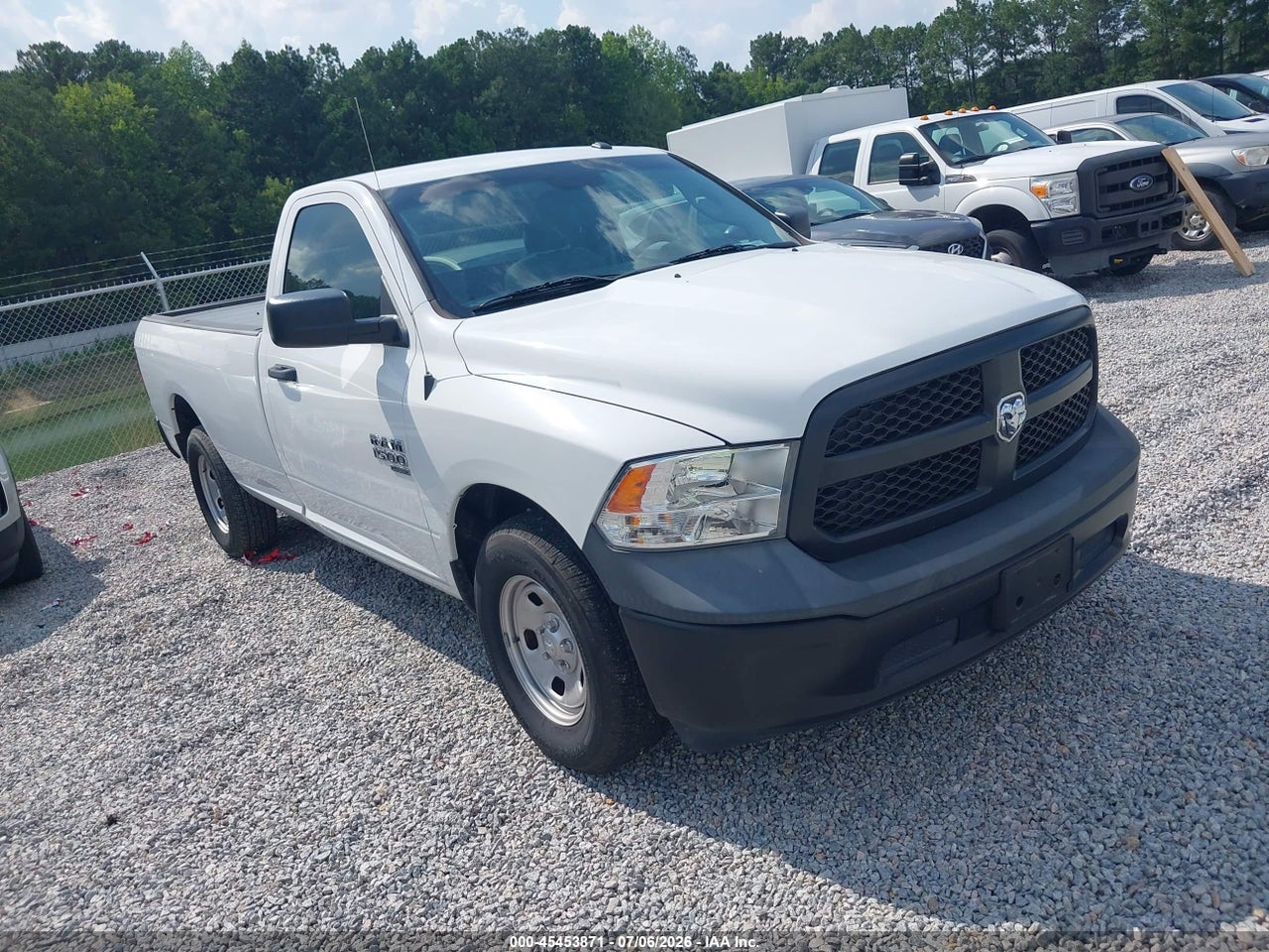 3C6JR6DGXKG****** · 2019 RAM 1500 CLASSIC TRADESMAN  4X2 8' BOX