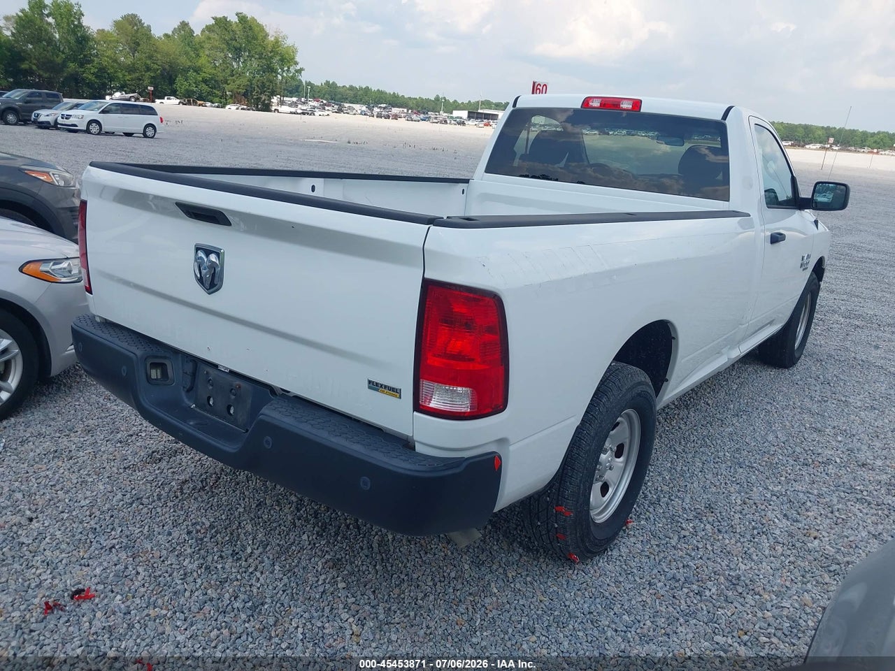 2019 RAM 1500 CLASSIC TRADESMAN  4X2 8' BOX · 4/11