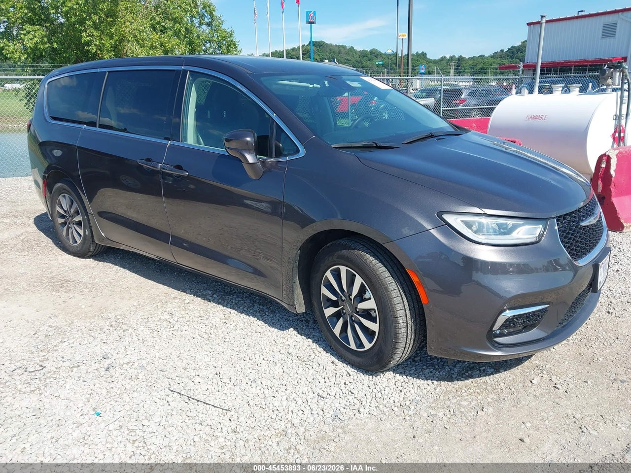 2C4RC1L79NR****** · 2022 CHRYSLER PACIFICA HYBRID TOURING L