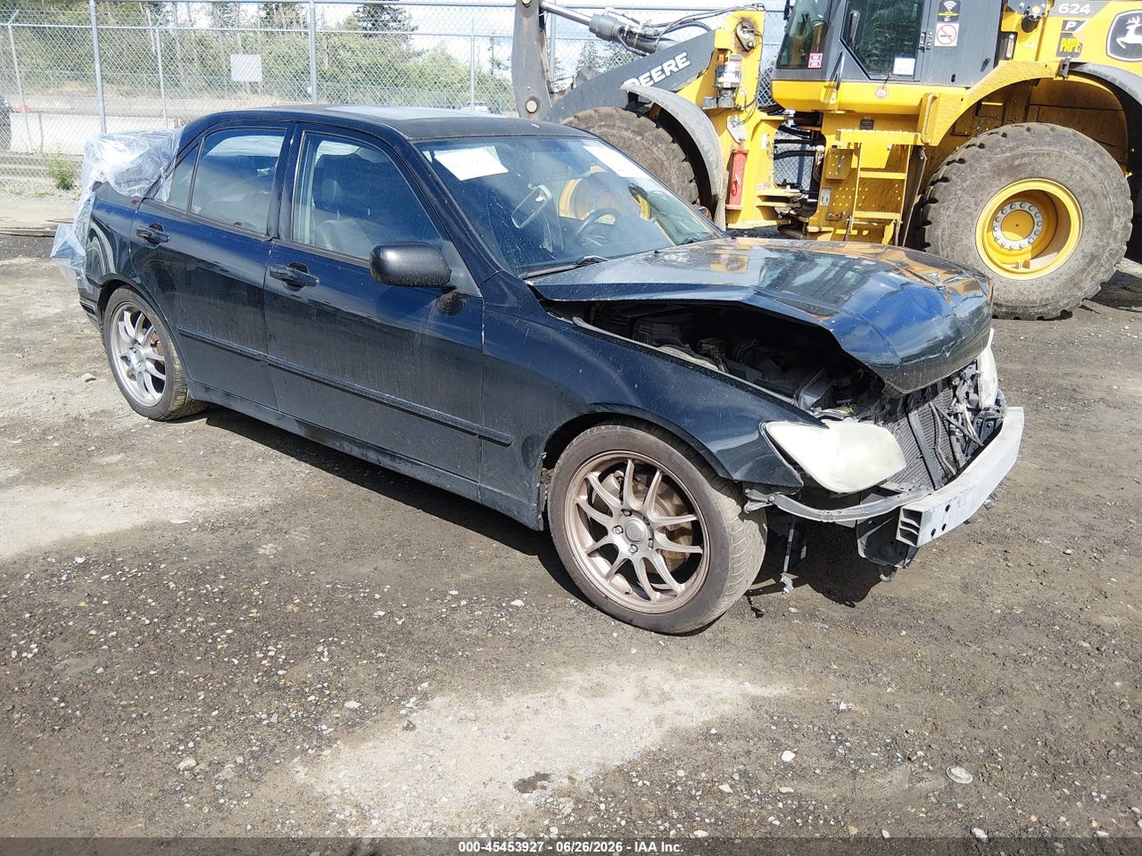 JTHBD192920****** · 2002 LEXUS IS 300