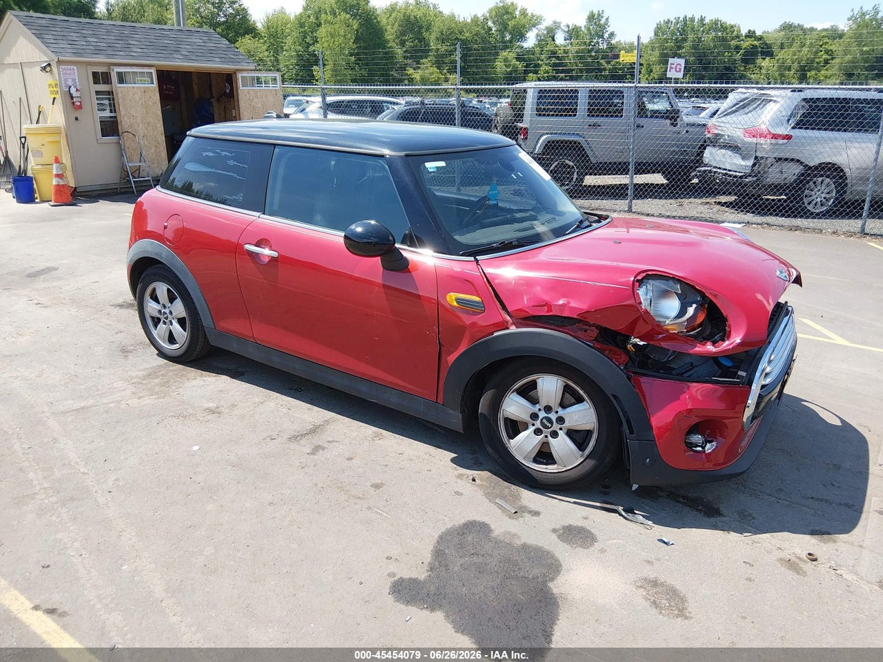 WMWXP5C58G3****** · 2016 MINI HARDTOP COOPER