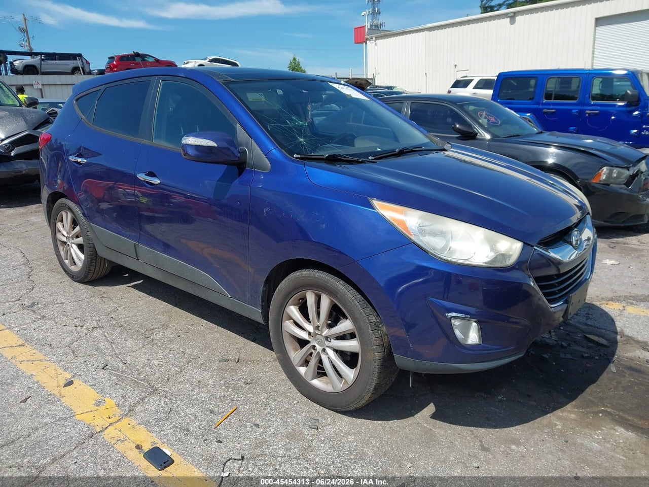 KM8JU3AC1AU****** · 2010 HYUNDAI TUCSON LIMITED