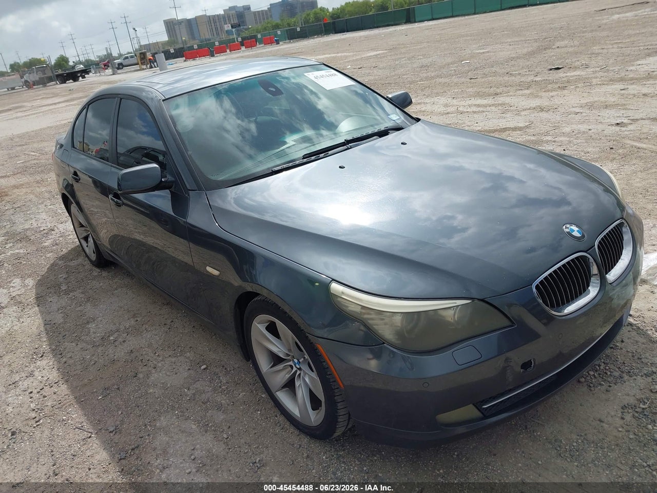 WBANU53549C****** · 2009 BMW 528I