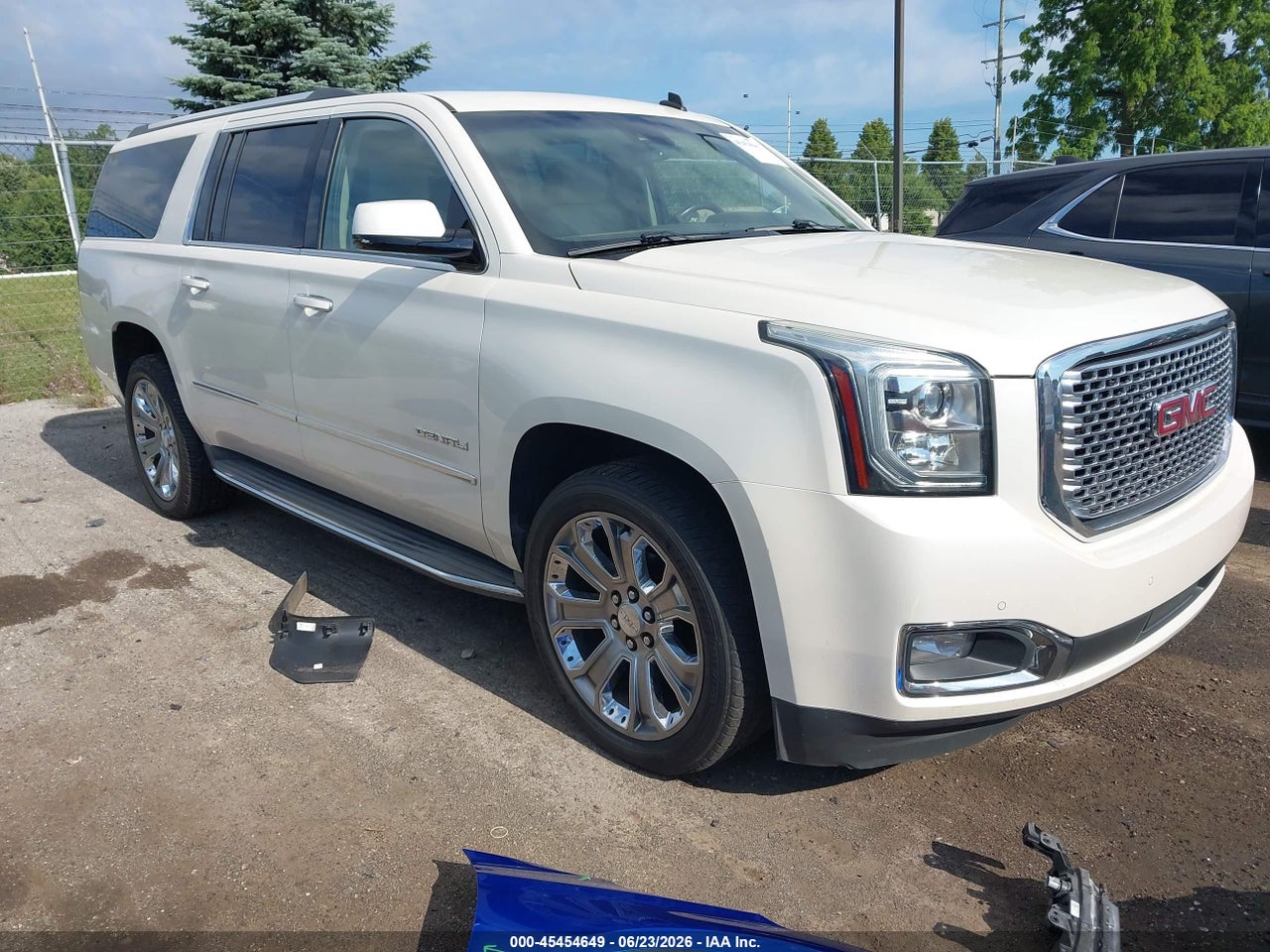 1GKS2JKJ8FR****** · 2015 GMC YUKON XL 1500 DENALI