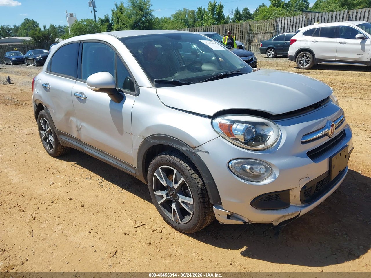 ZFBCFXBT9GP****** · 2016 FIAT 500X EASY