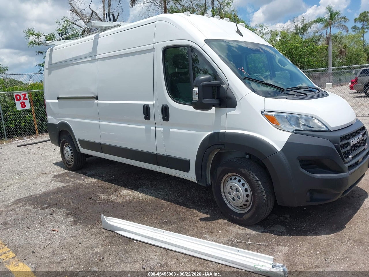 3C6LRVDG6RE****** · 2024 RAM PROMASTER 2500 TRADESMAN HIGH ROOF 159 WB W/PASS SEAT