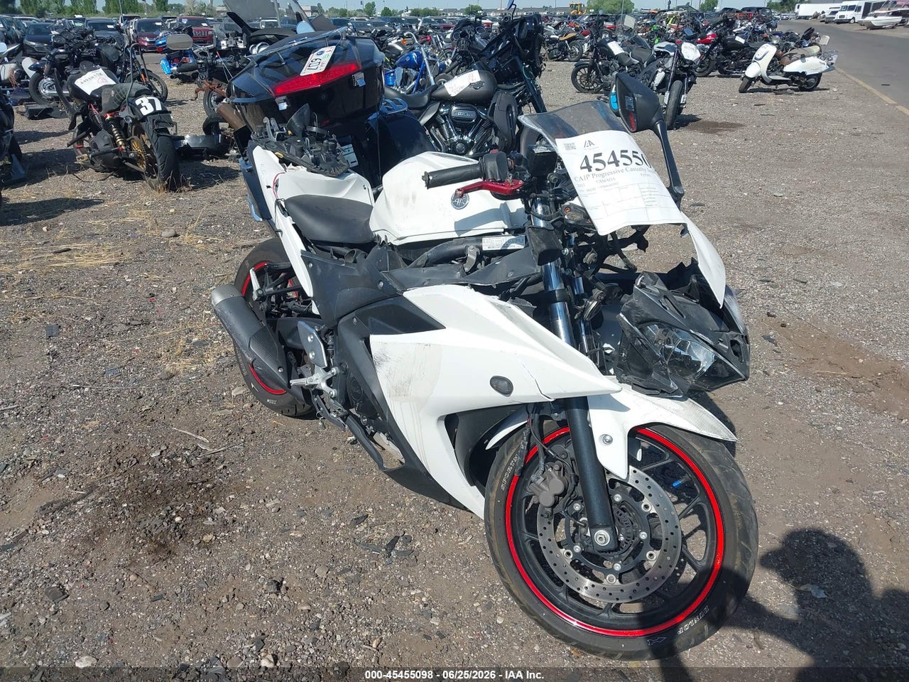 MH3RH15Y7HK****** · 2017 YAMAHA YZFR3 A