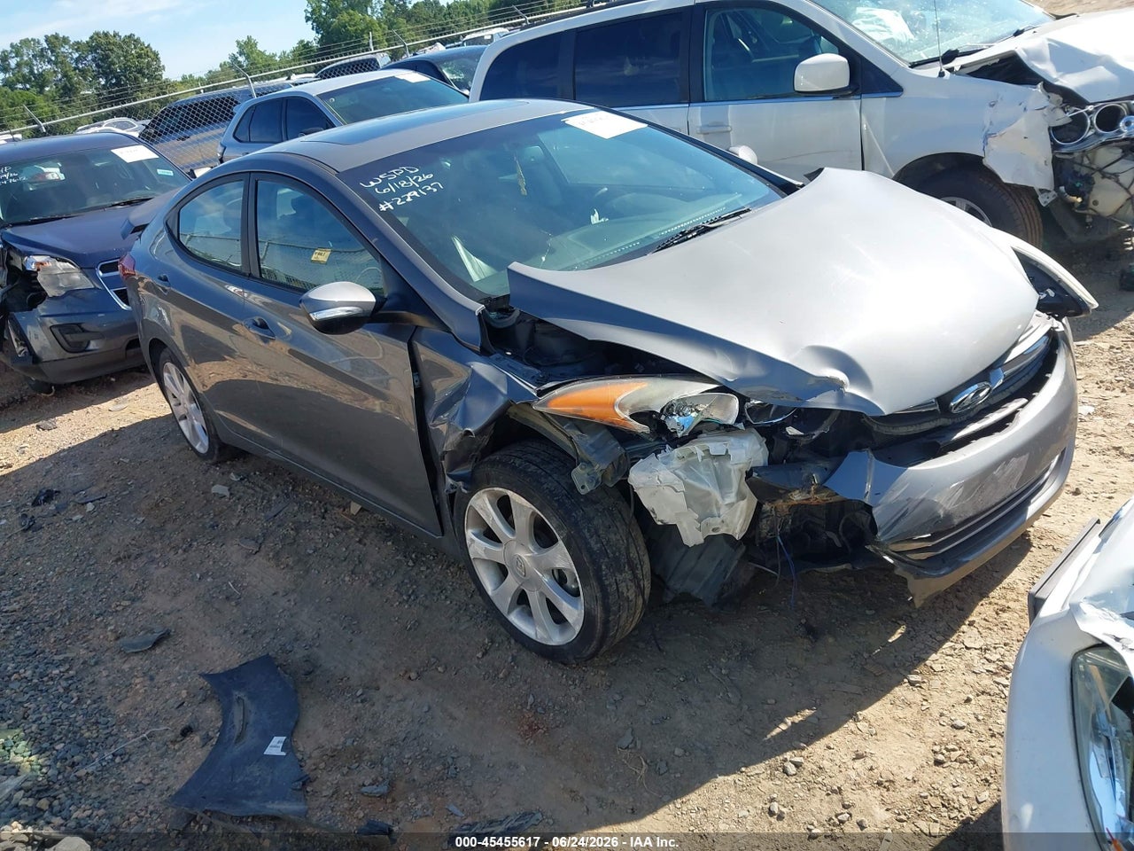 5NPDH4AE2DH****** · 2013 HYUNDAI ELANTRA LIMITED