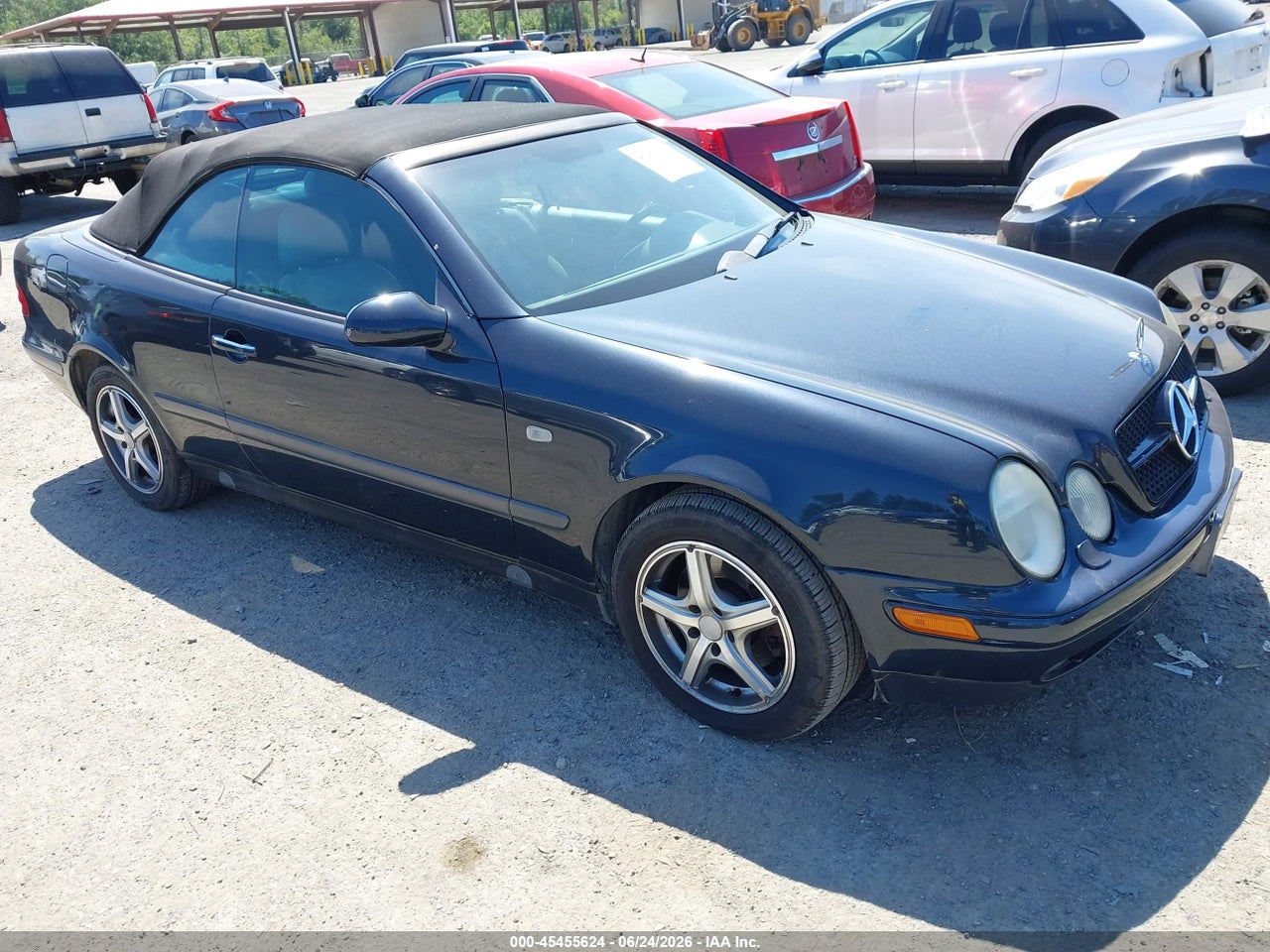 WDBLK65G8XT****** · 1999 MERCEDES-BENZ CLK 320