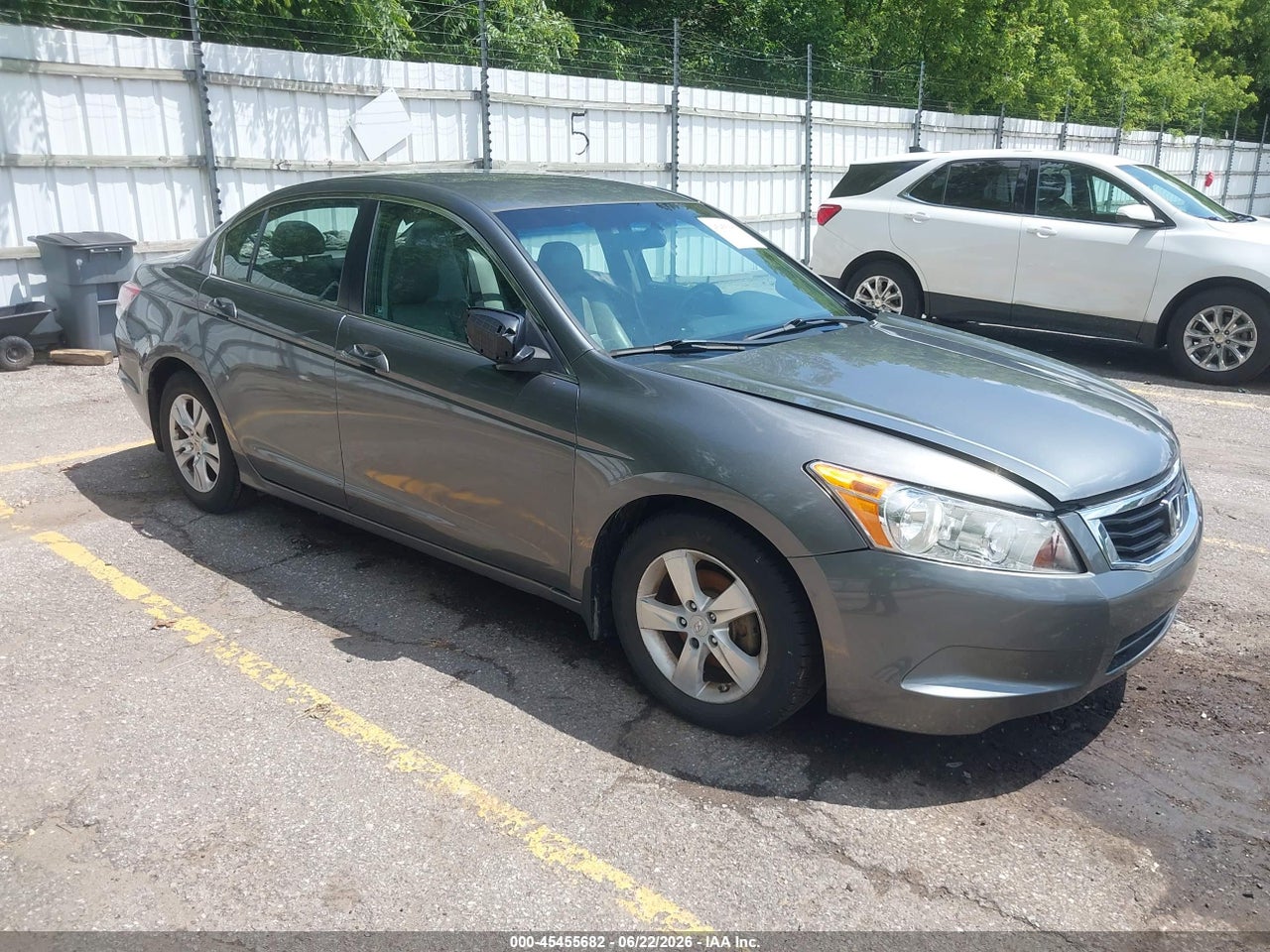 1HGCP26449A****** · 2009 HONDA ACCORD 2.4 LX-P