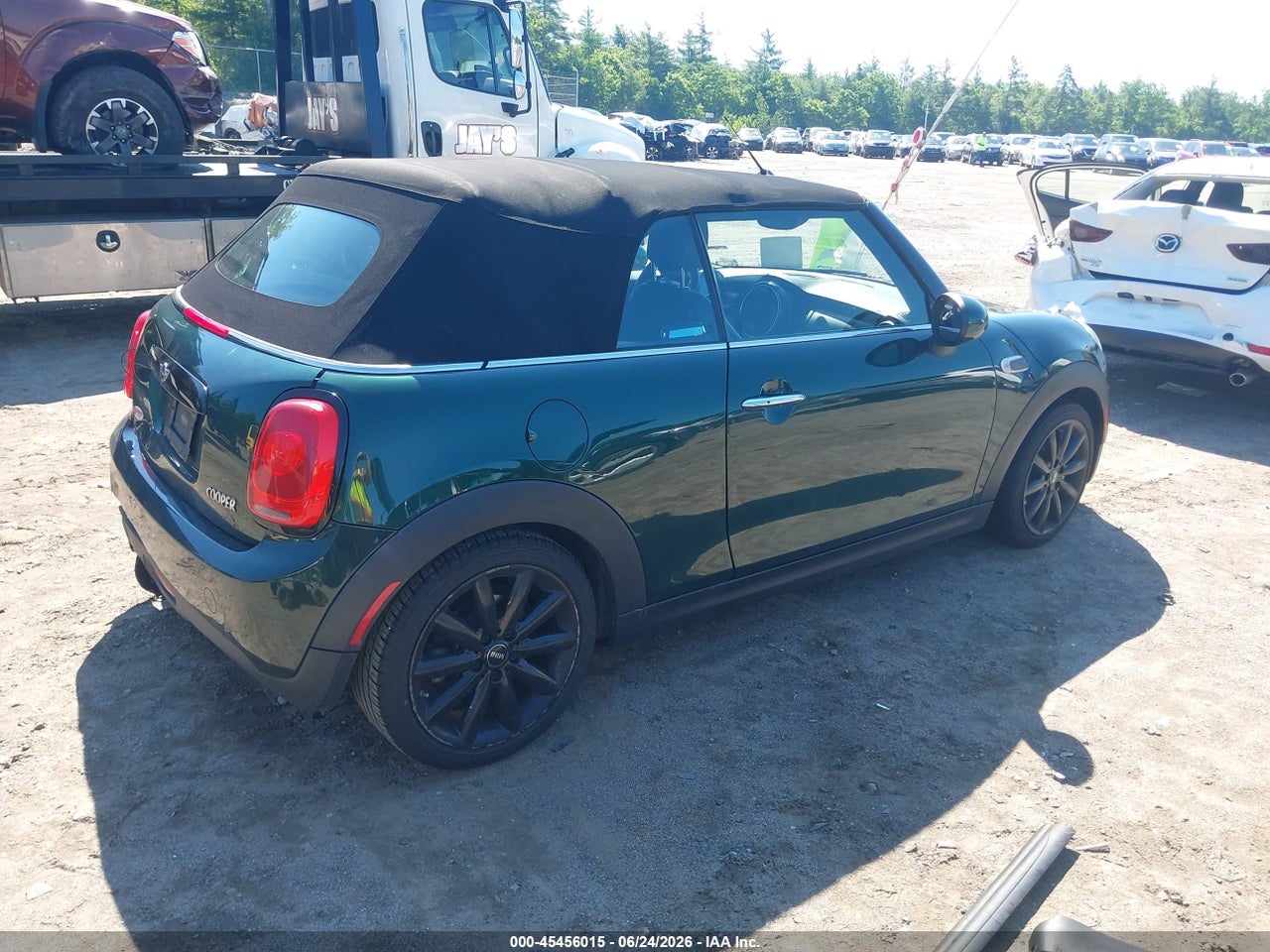 2017 MINI CONVERTIBLE COOPER · 4/11