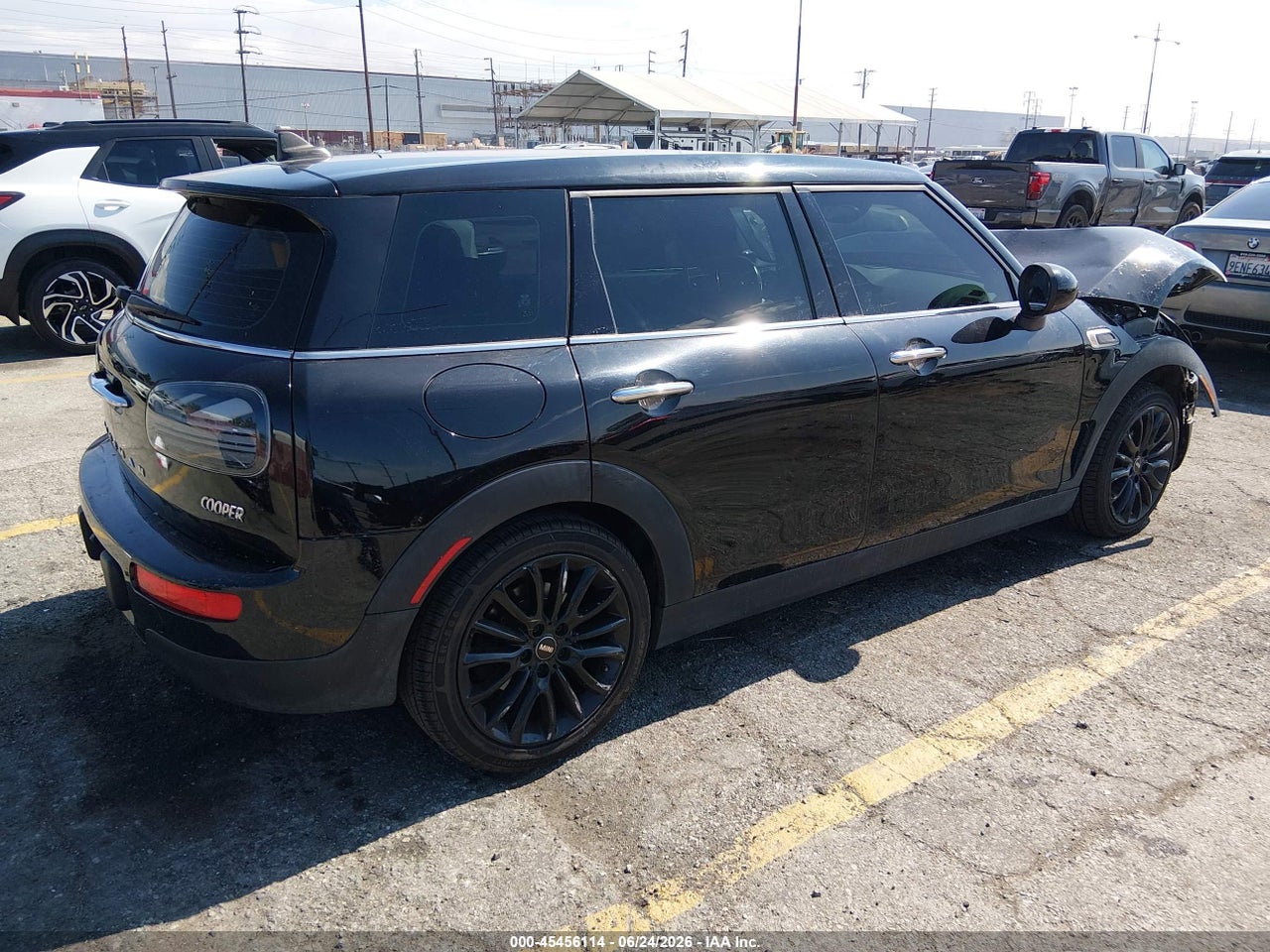 2017 MINI CLUBMAN COOPER · 4/11