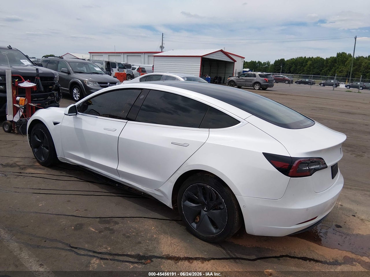 2020 TESLA MODEL 3 STANDARD RANGE PLUS REAR-WHEEL DRIVE/STANDARD RANGE REAR-WHEEL DRIVE · 3/10