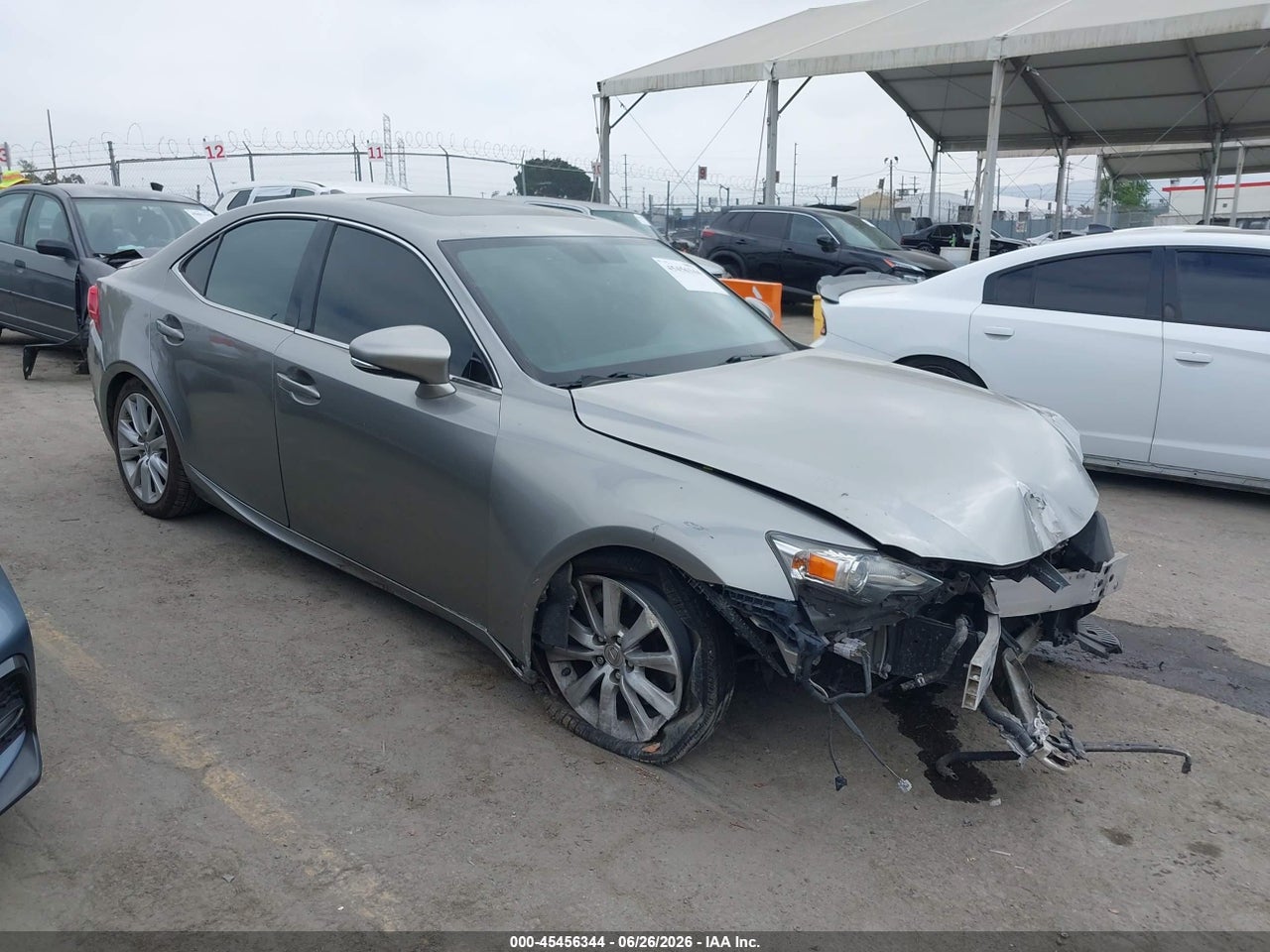 JTHBA1D23G5****** · 2016 LEXUS IS 200T