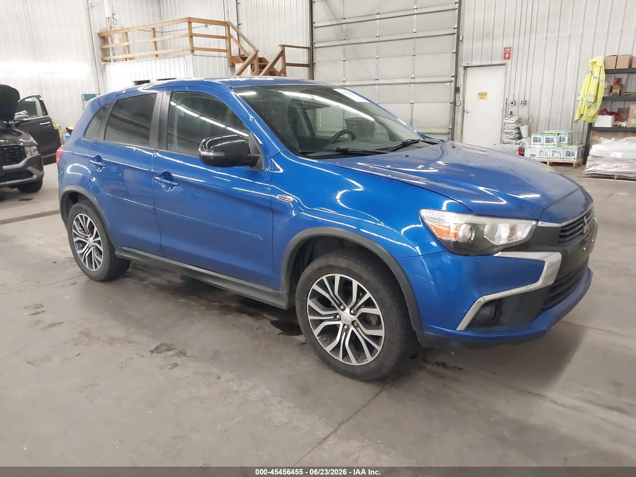 JA4AP3AW6HZ****** · 2017 MITSUBISHI OUTLANDER SPORT 2.4 SE