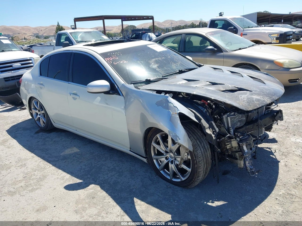 JNKBV61E97M****** · 2007 INFINITI G35 JOURNEY