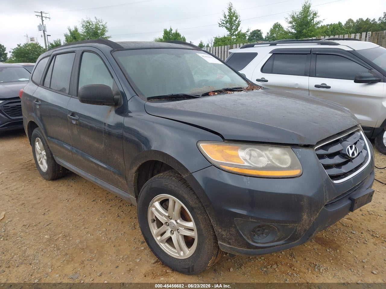 5XYZGDAB7BG****** · 2011 HYUNDAI SANTA FE GLS