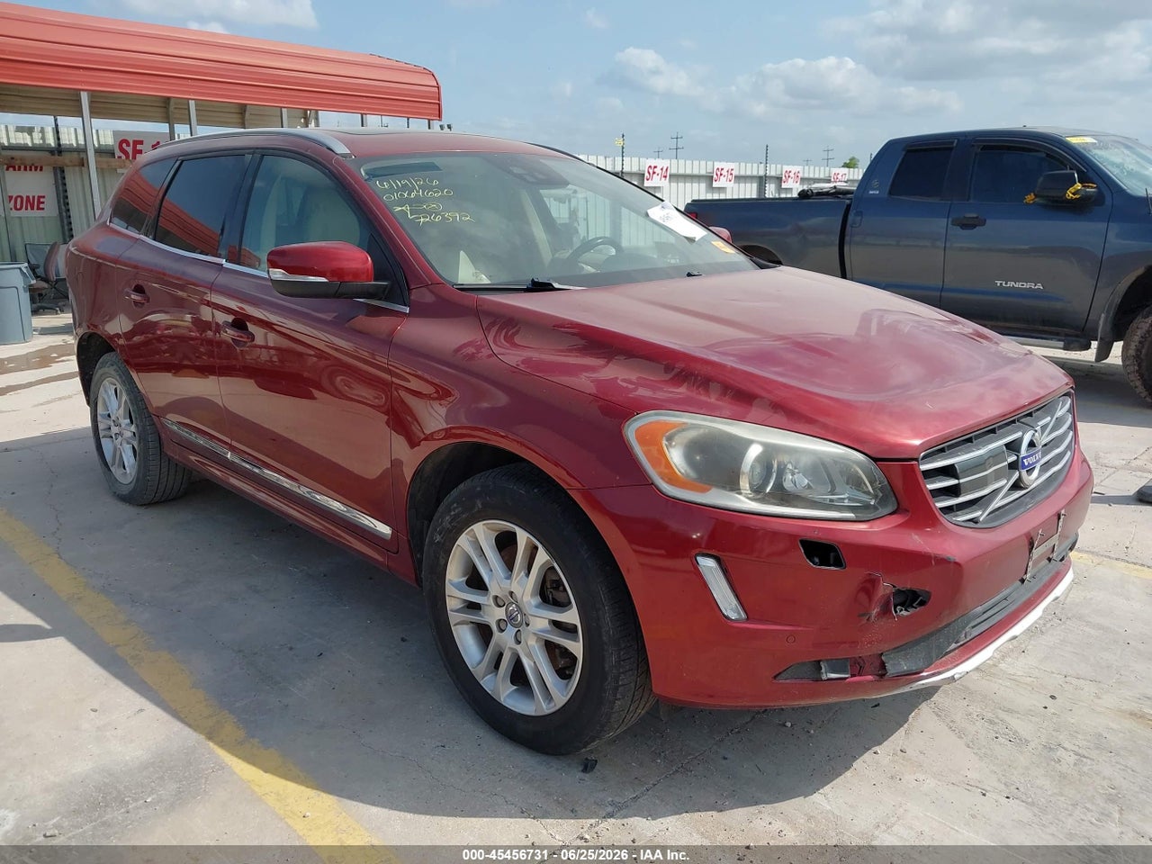 YV440MDM0F2****** · 2015 VOLVO XC60 T5 PLATINUM