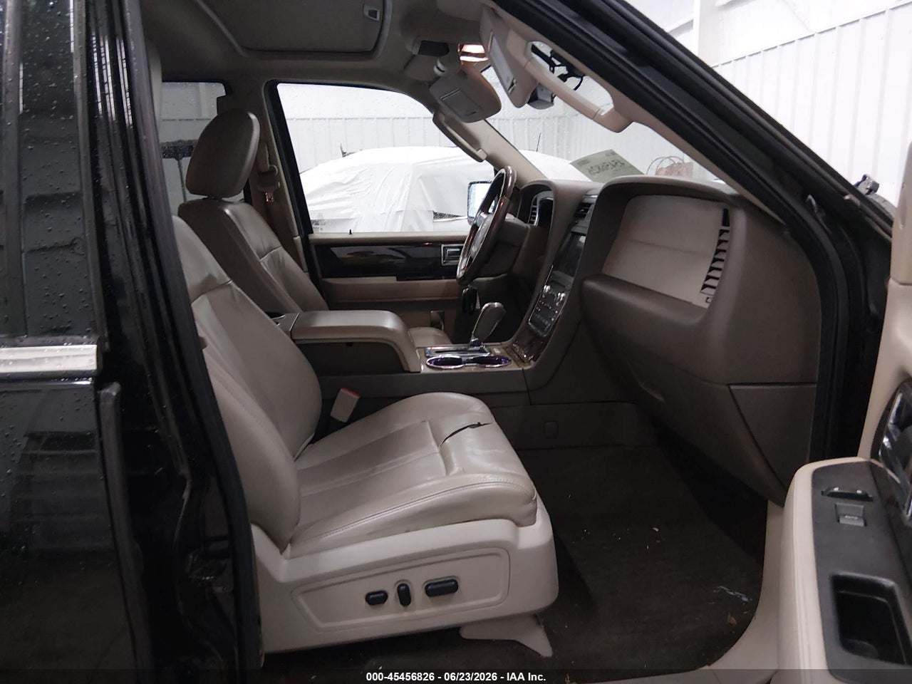 2016 LINCOLN NAVIGATOR L SELECT · 5/11