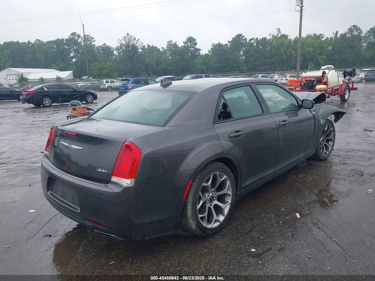 2017 CHRYSLER 300 300S · 4/11