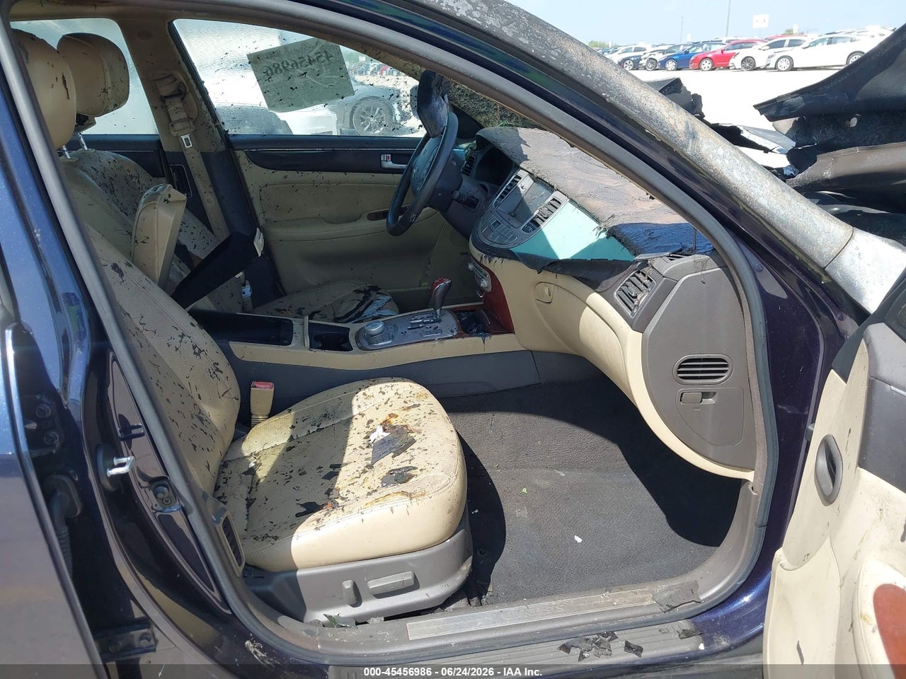 2013 HYUNDAI GENESIS 3.8 · 5/10