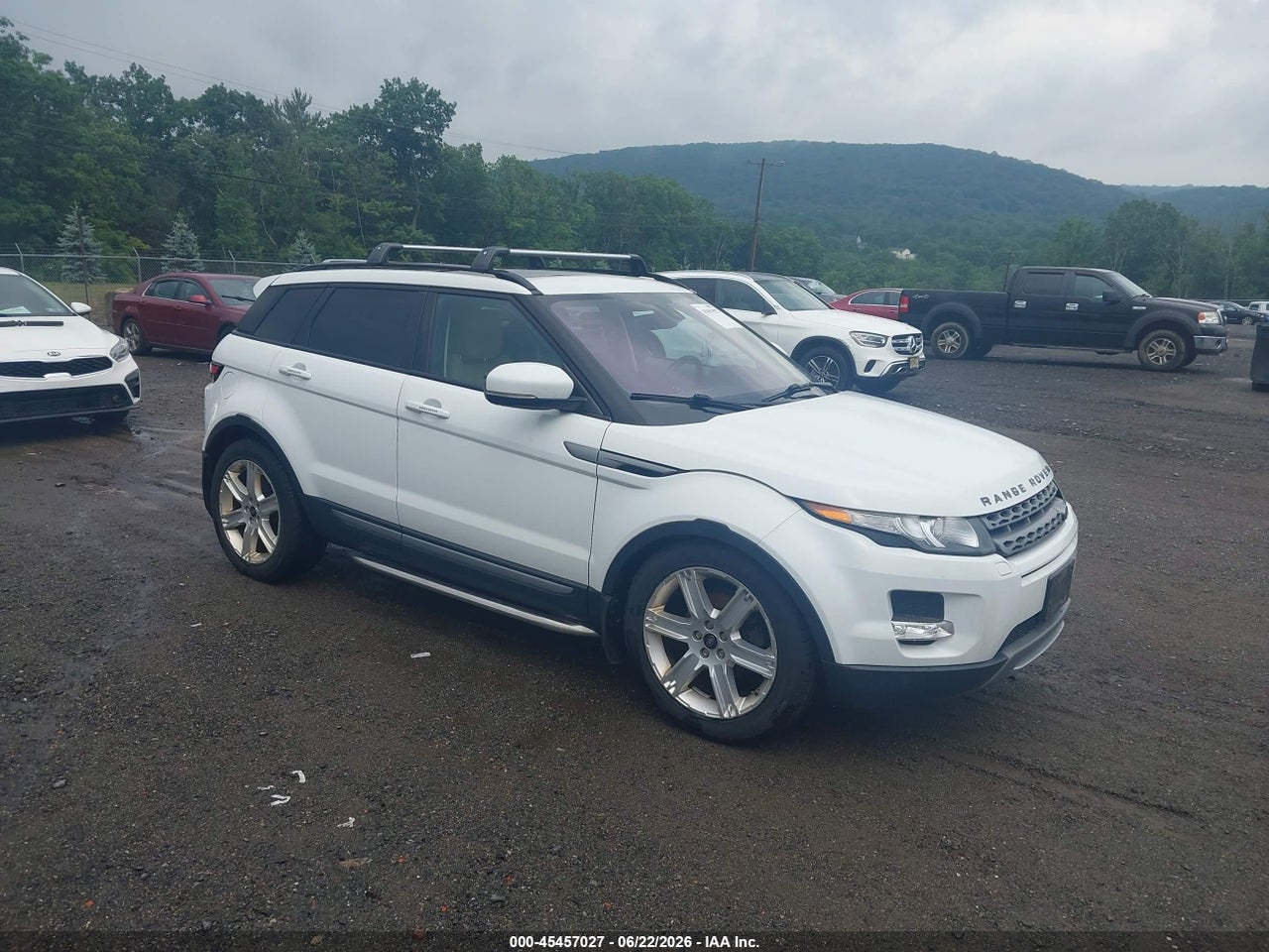 SALVP2BG8DH****** · 2013 LAND ROVER RANGE ROVER EVOQUE PURE