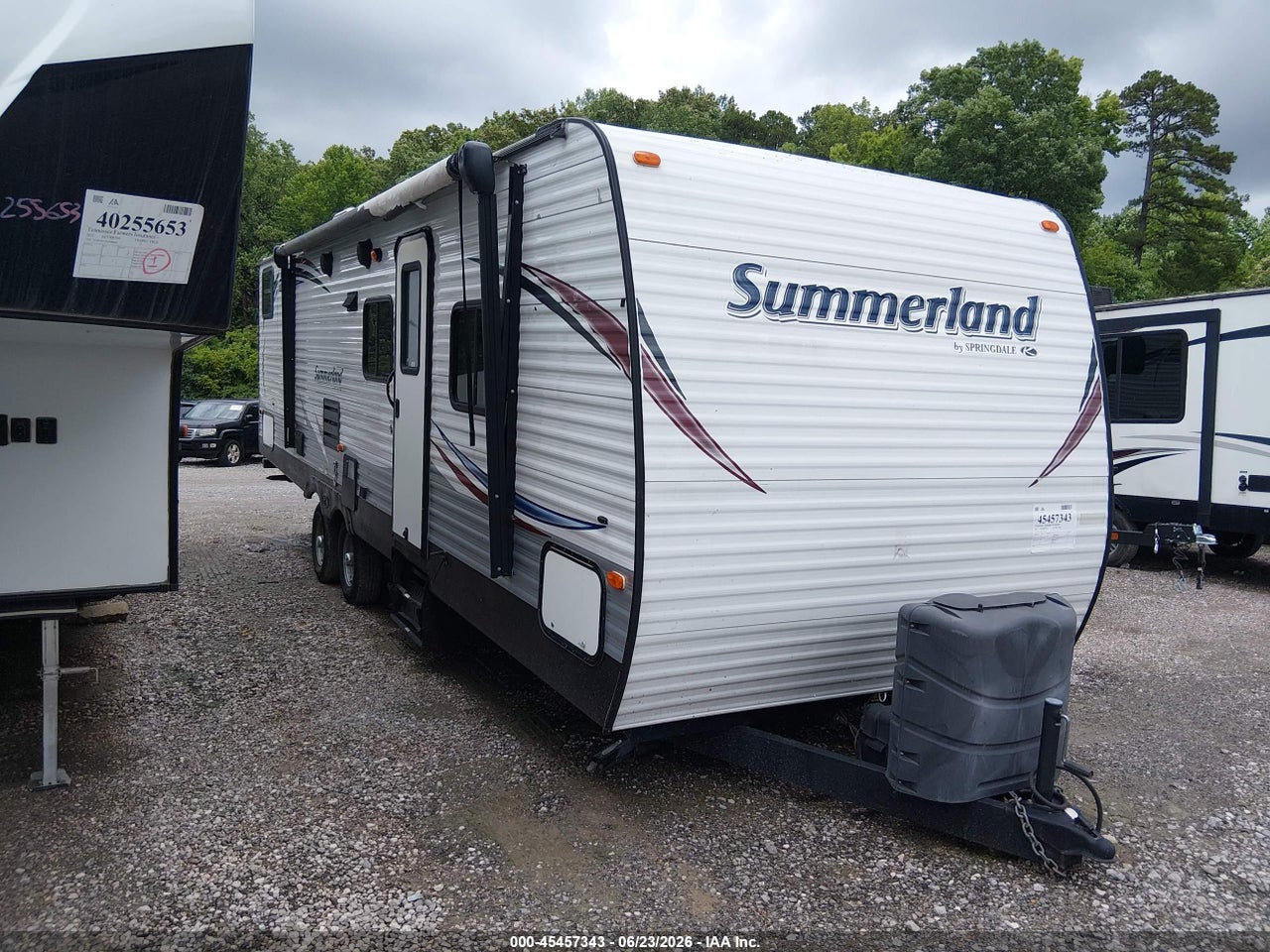 4YDT29820F3****** · 2015 KEYSTONE TRAVEL TRAILER