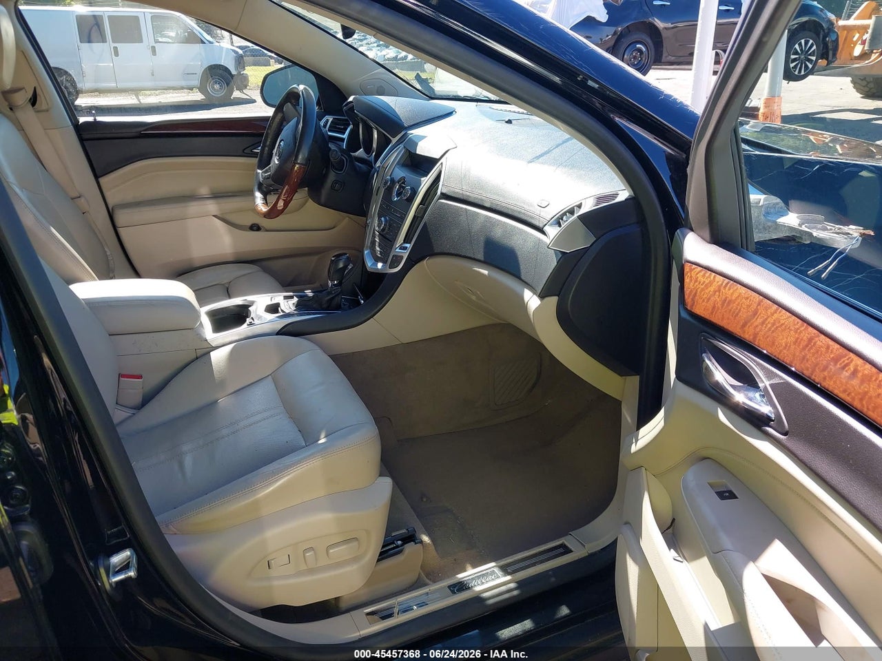 2011 CADILLAC SRX PERFORMANCE COLLECTION · 5/10