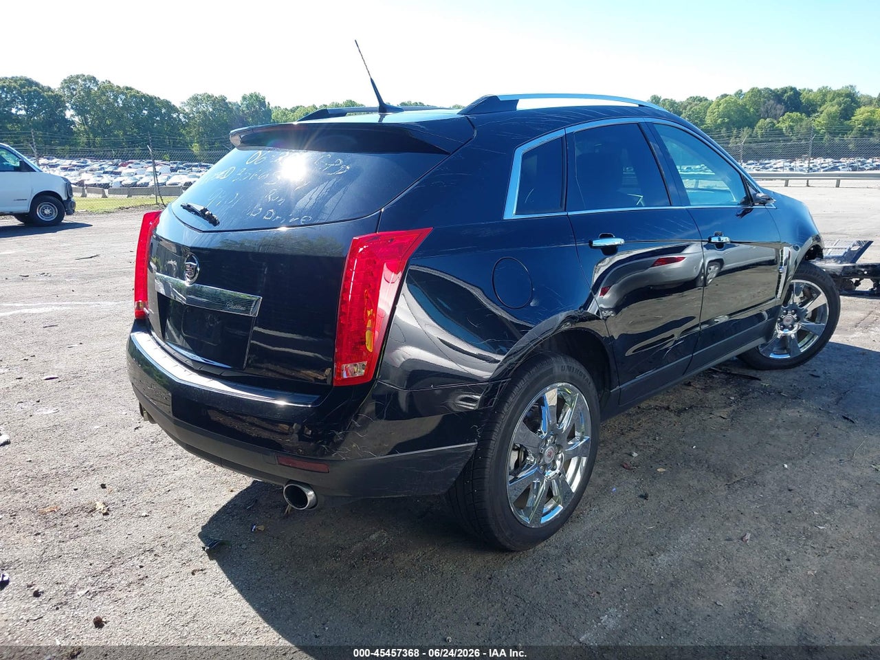 2011 CADILLAC SRX PERFORMANCE COLLECTION · 4/10