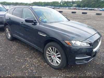 SADCK2BV3HA****** · 2017 JAGUAR F-PACE 35T PRESTIGE