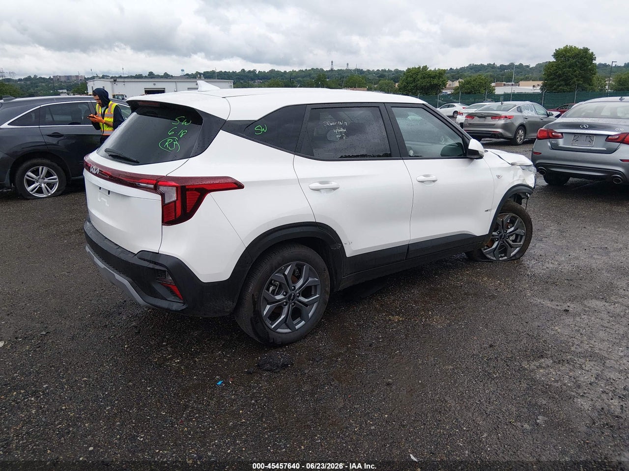 2026 KIA SELTOS LX · 4/11