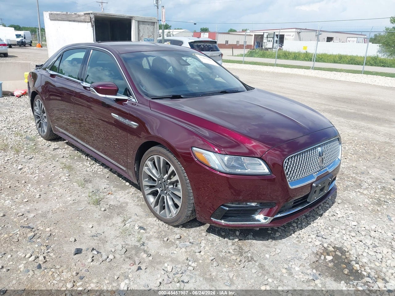 1LN6L9SK2J5****** · 2018 LINCOLN CONTINENTAL SELECT