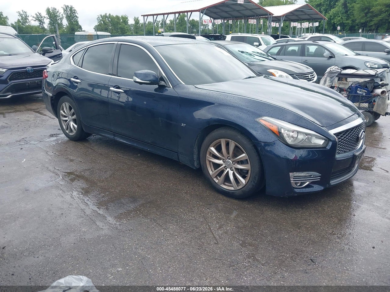 JN1BY1AP3HM****** · 2017 INFINITI Q70 3.7