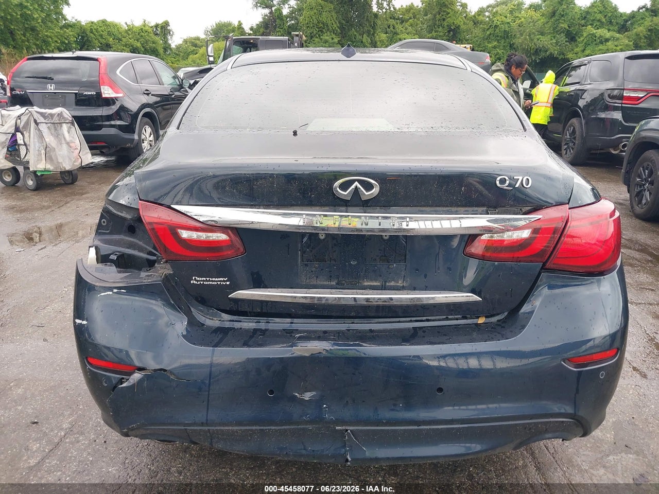 2017 INFINITI Q70 3.7 · 6/11