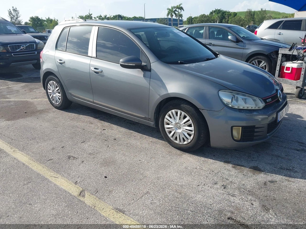 WVWDB7AJ8DW****** · 2013 VOLKSWAGEN GOLF 2.5L 4-DOOR