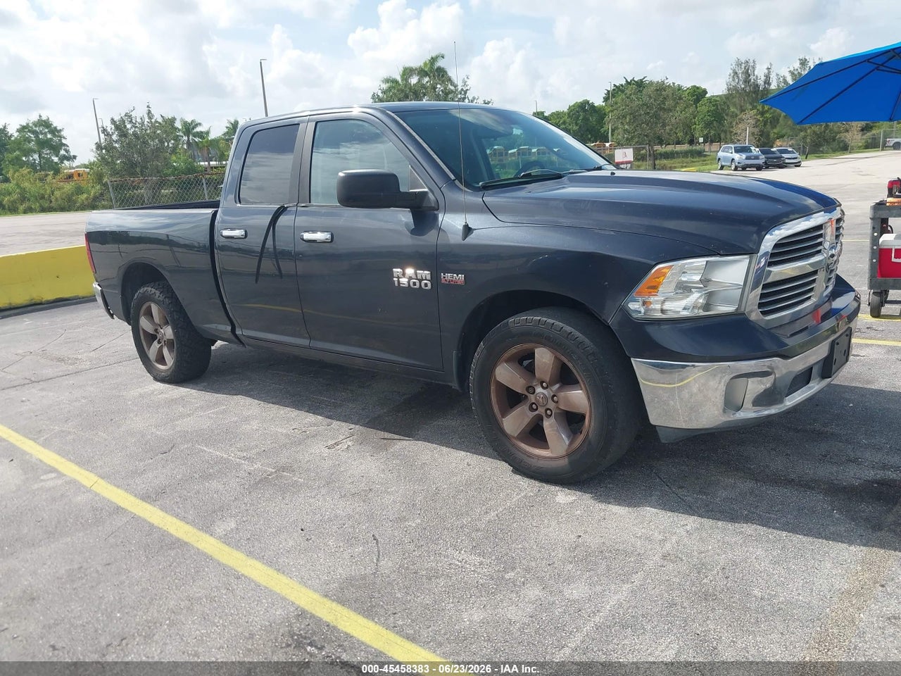 1C6RR6GT9FS****** · 2015 RAM 1500 BIG HORN