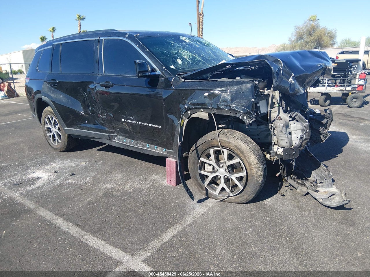 1C4RJKBG8R8****** · 2024 JEEP GRAND CHEROKEE L LIMITED 4X4