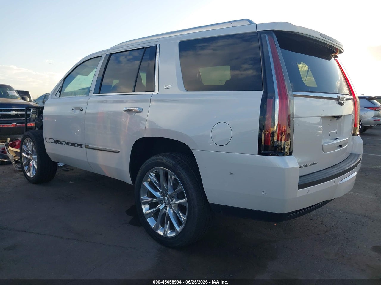2018 CADILLAC ESCALADE LUXURY · 3/11