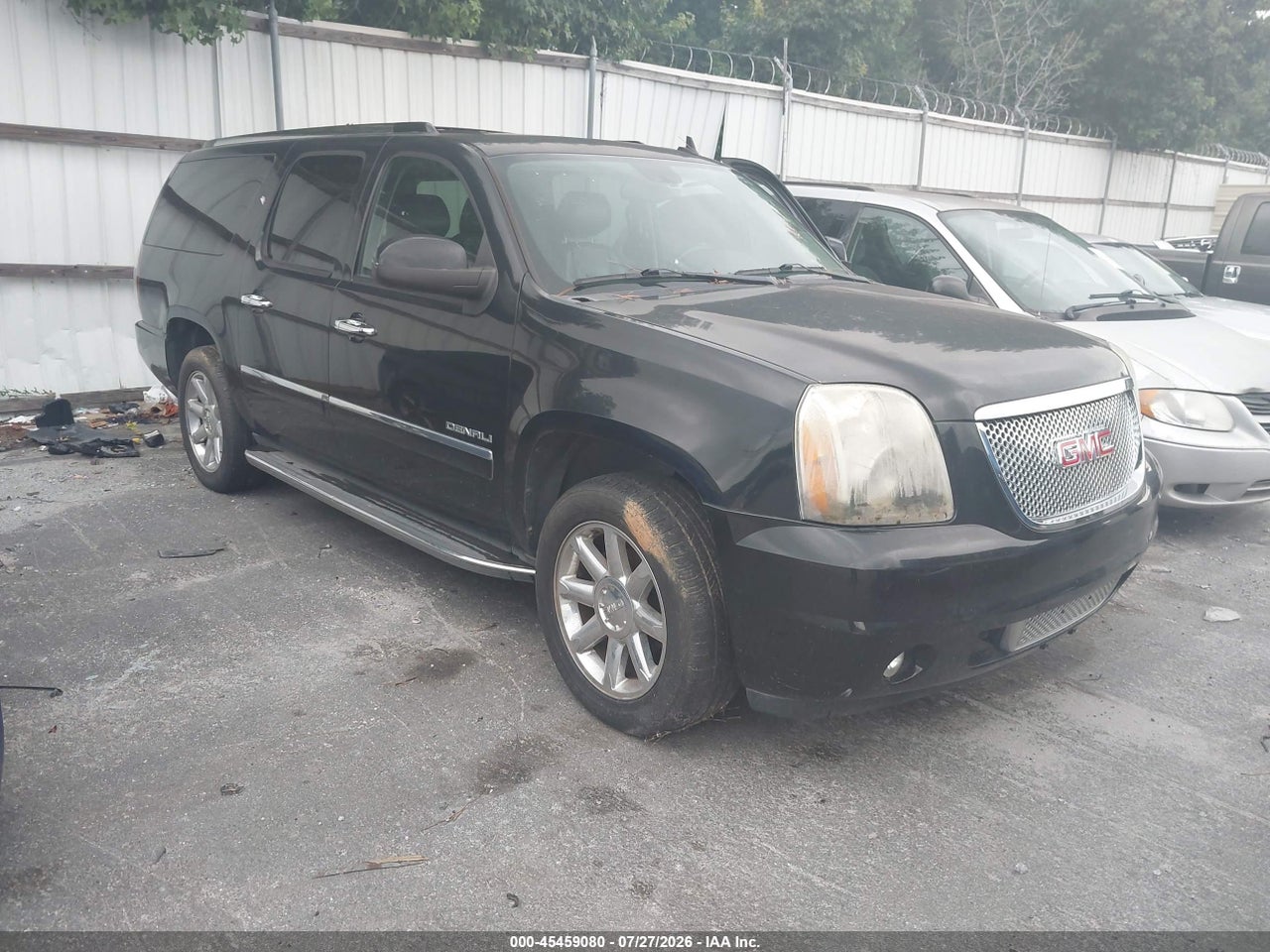 1GKS1MEFXCR****** · 2012 GMC YUKON XL 1500 DENALI
