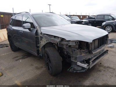 2016 VOLVO XC90 T5 MOMENTUM