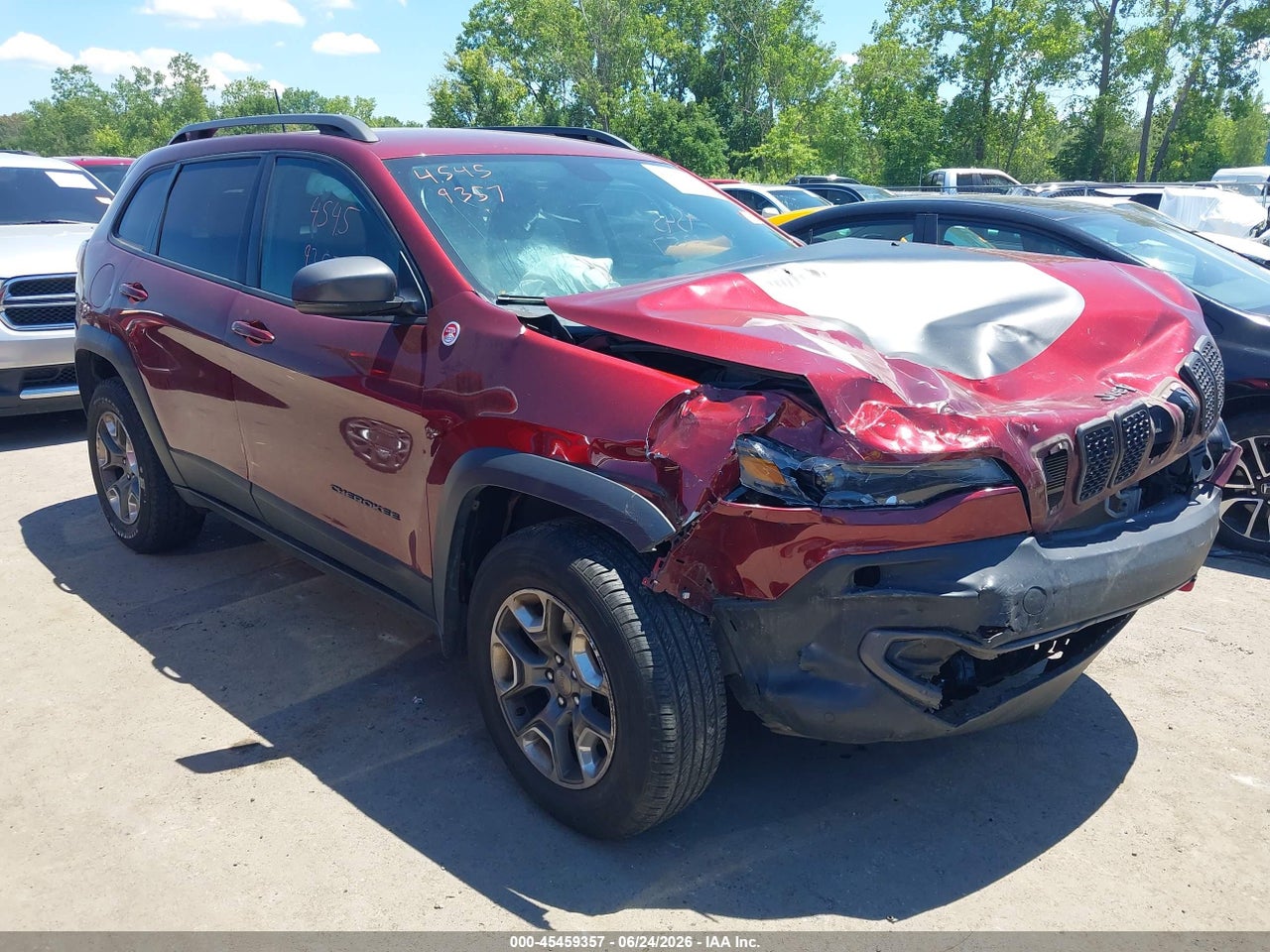 1C4PJMBX0KD****** · 2019 JEEP CHEROKEE TRAILHAWK 4X4
