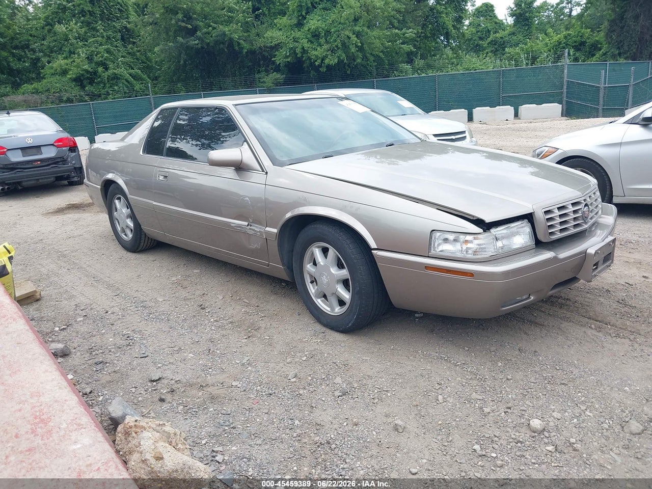 1G6ET12932B****** · 2002 CADILLAC ELDORADO TOURING ETC