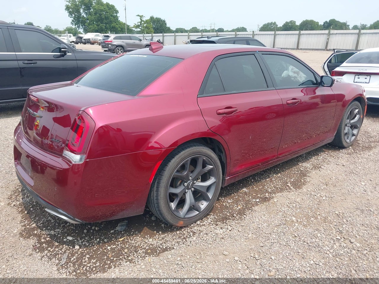 2022 CHRYSLER 300 S · 4/11