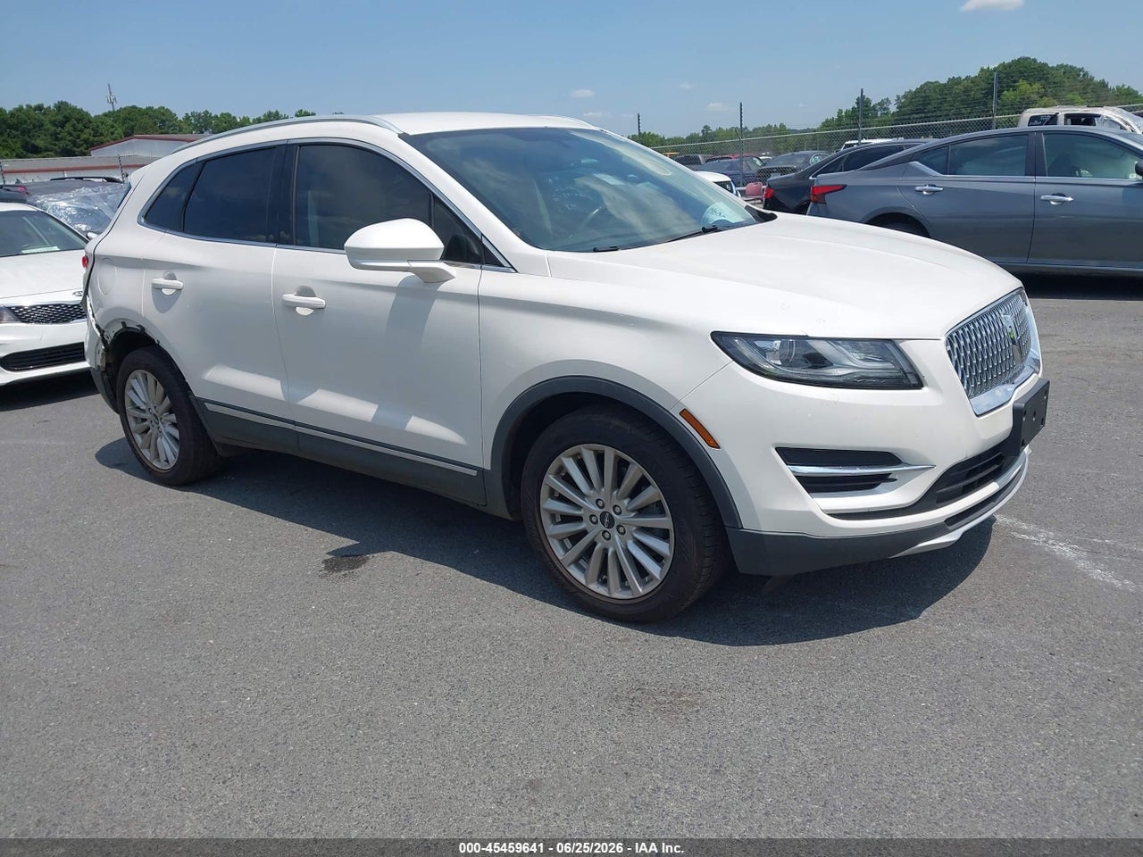 5LMCJ1C93KU****** · 2019 LINCOLN MKC STANDARD